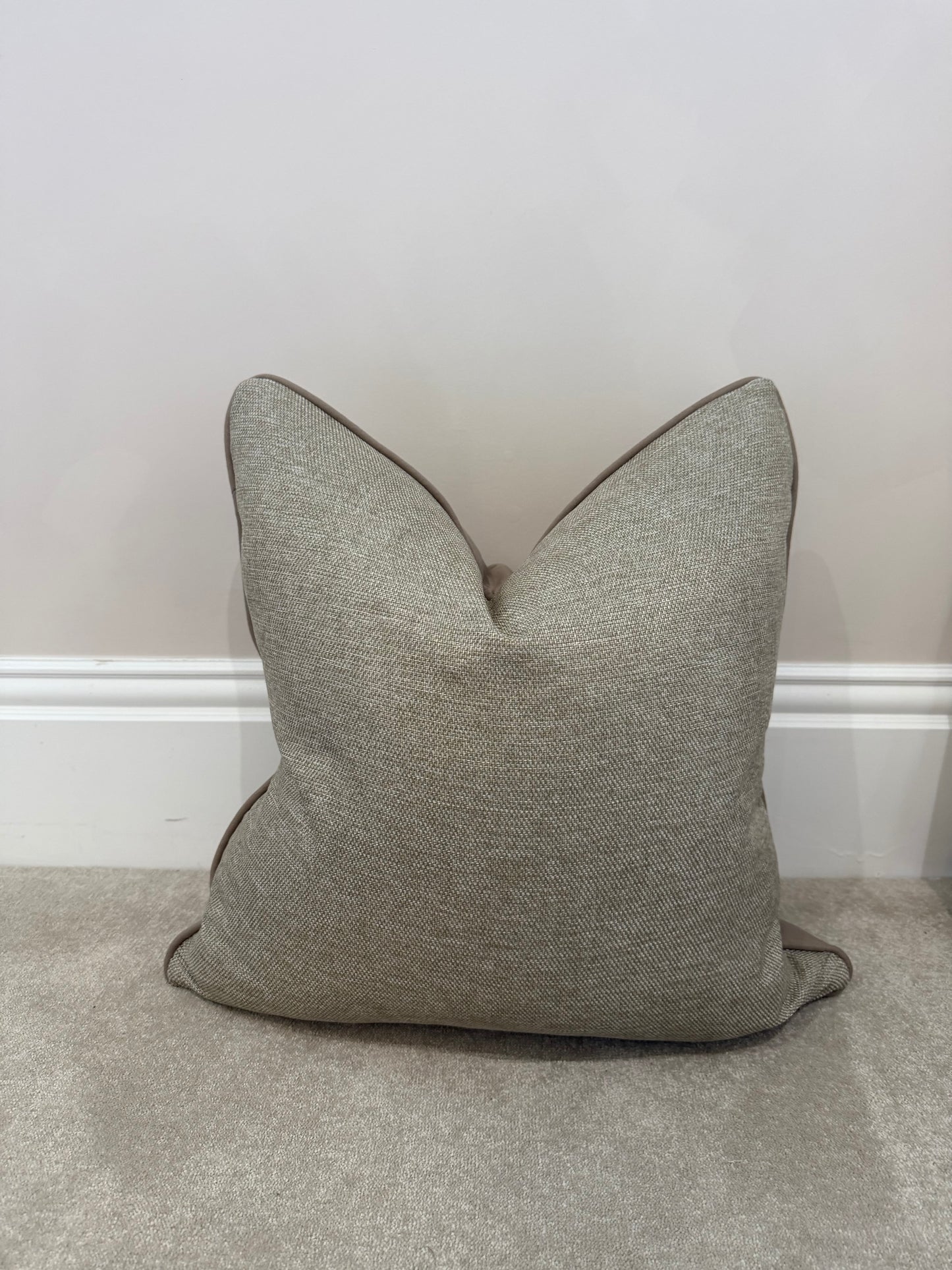 20” Biscuit woven