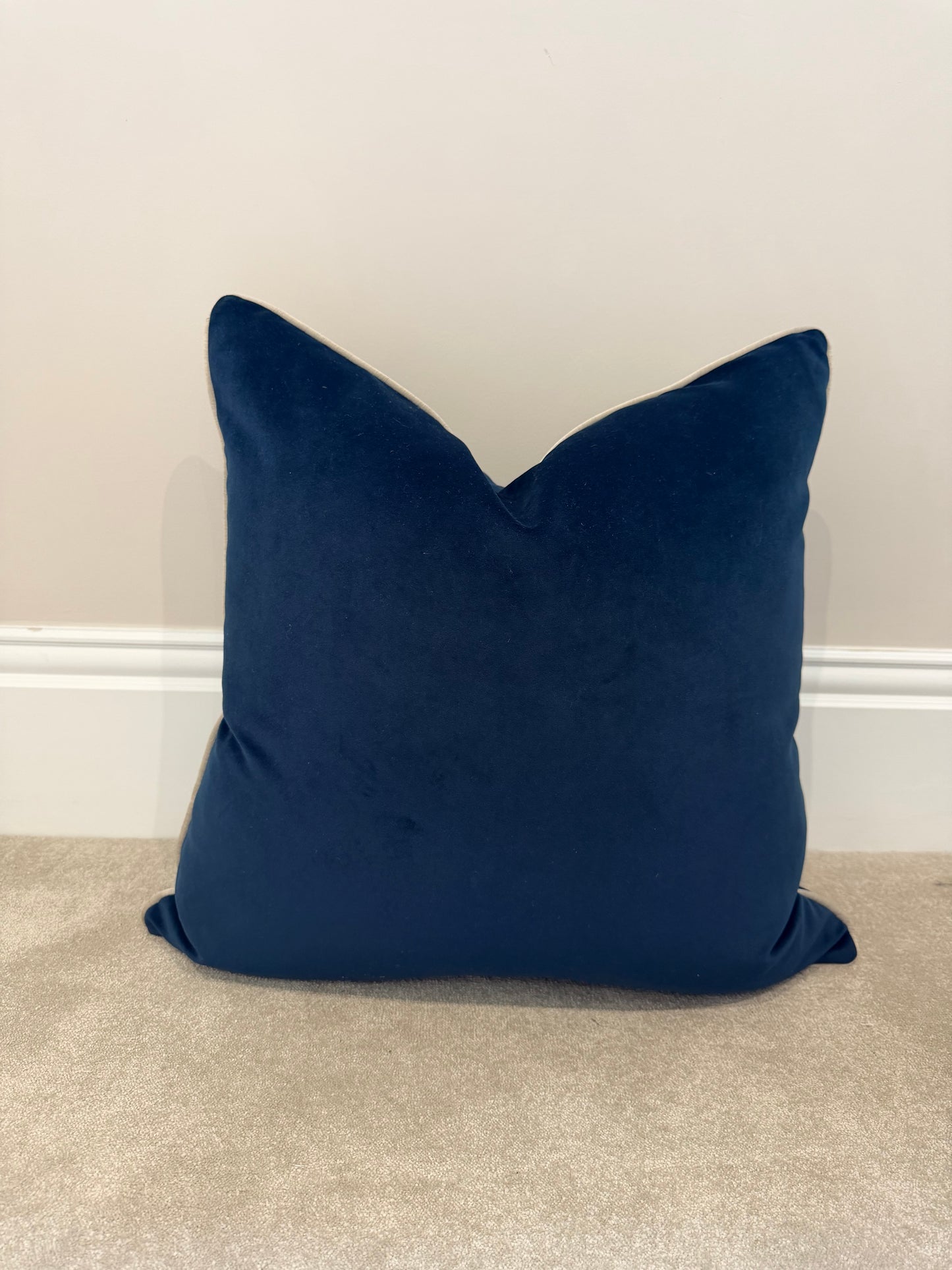 Royal blue velvet 22”
