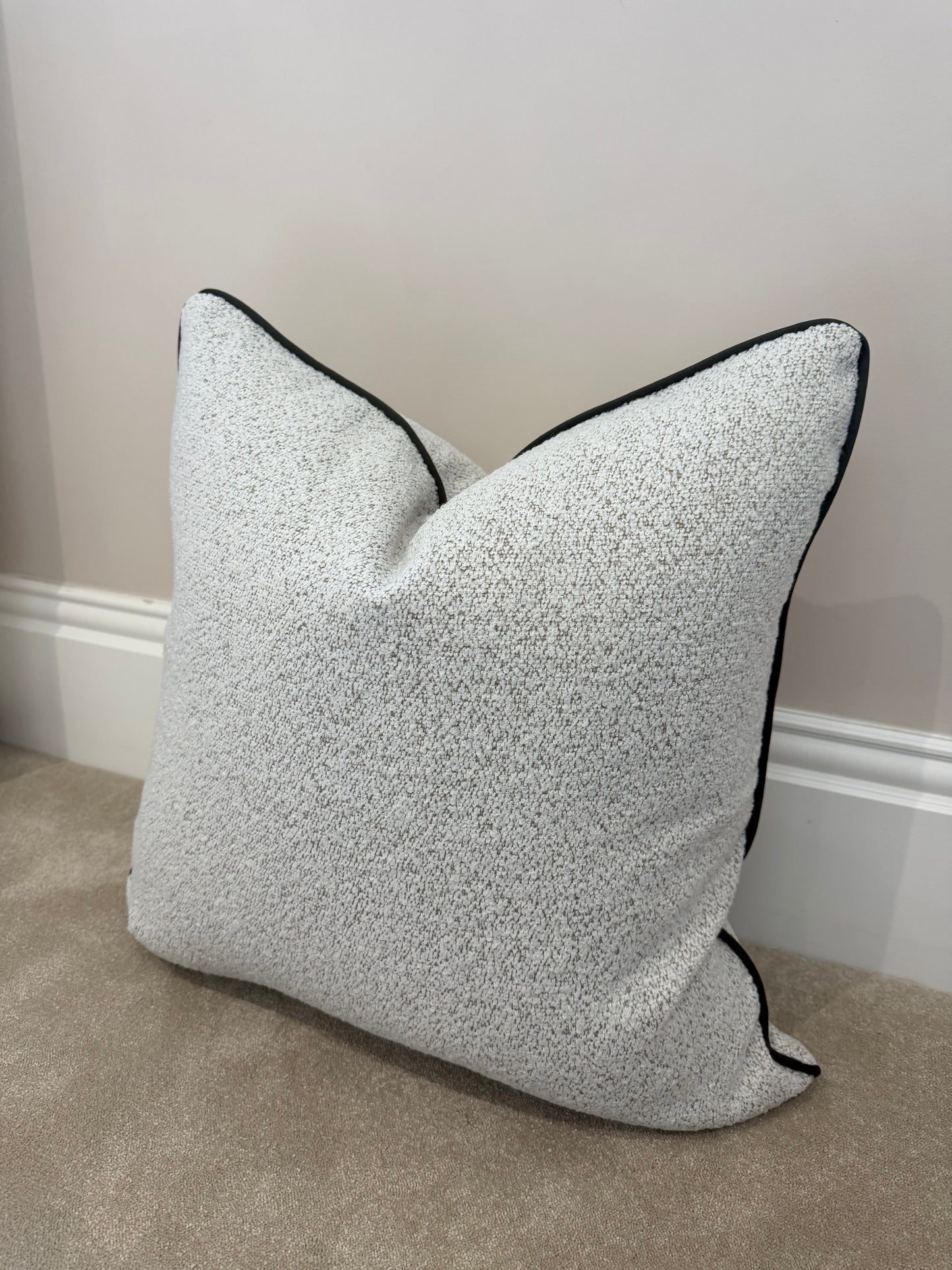 22” Boucle cover pewter piping